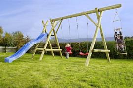 Kinderspielanlage Stabil